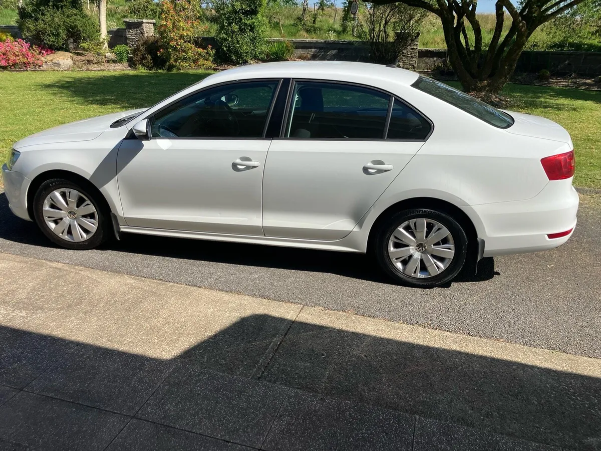Vw Jetta - Image 4
