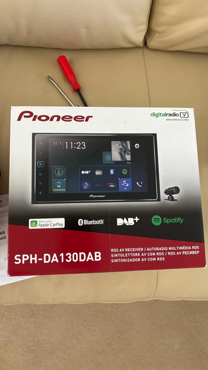 Pioneer SPH-DA130DAB Apple car play head unit - Image 1