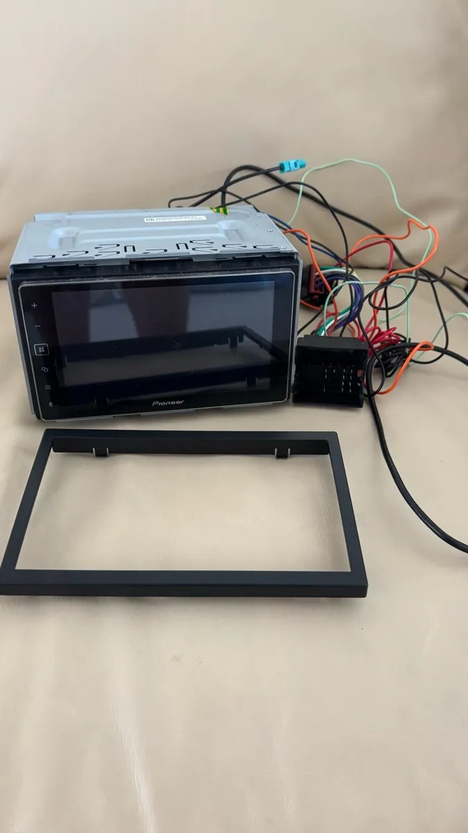 Pioneer SPH-DA130DAB Apple car play head unit - Image 3