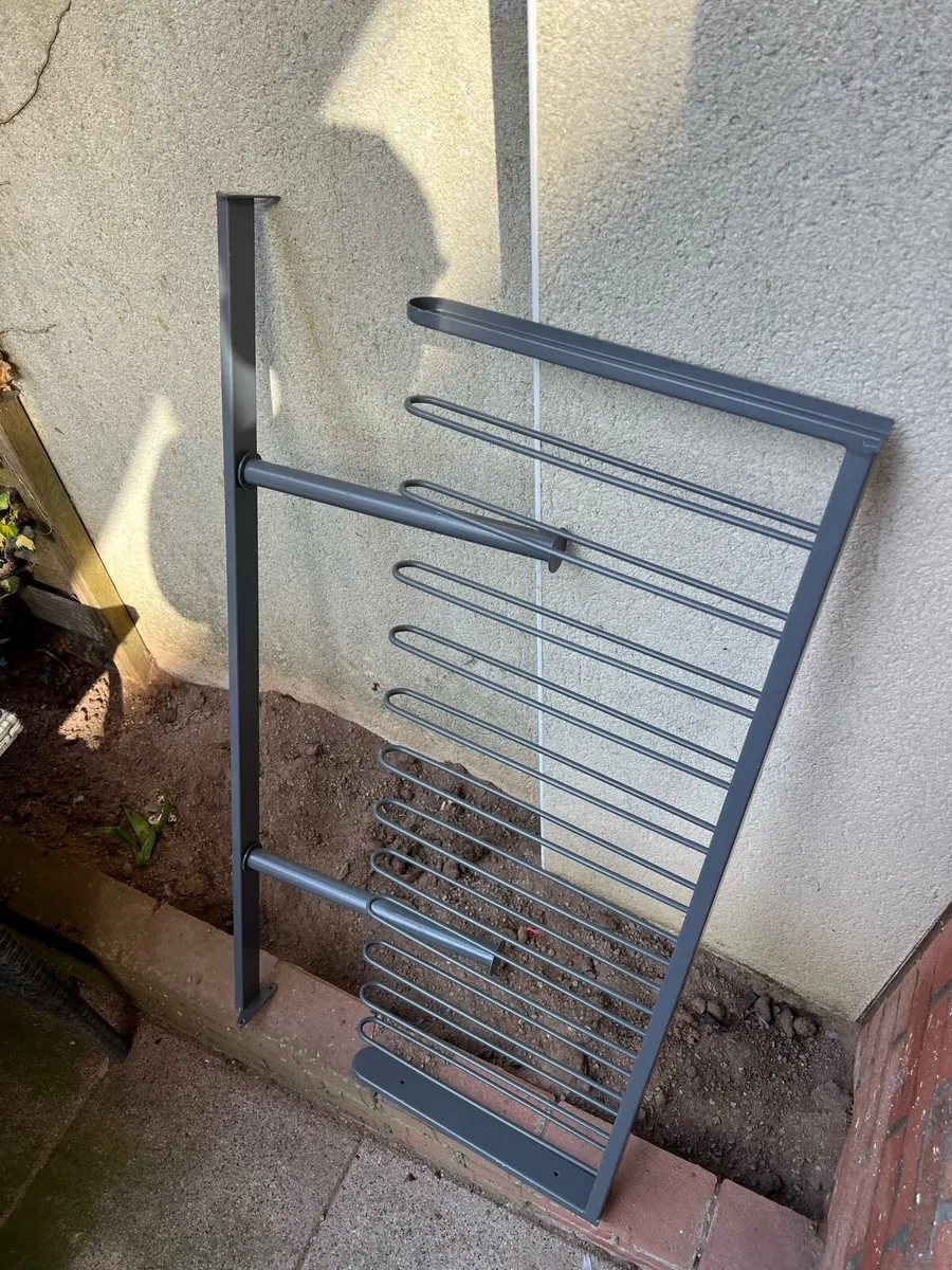 Wardrobe Rails - Image 2