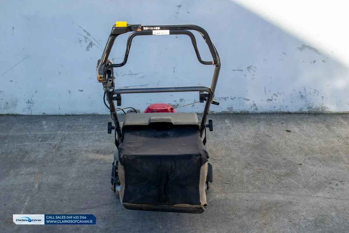 2015 Honda HRD536 QX walk-behind lawnmower - Image 3