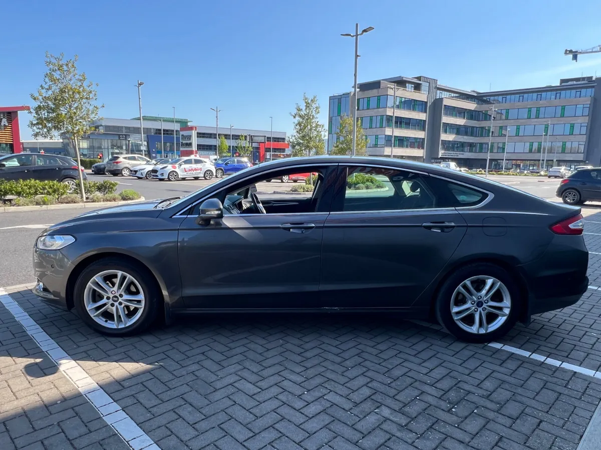 Ford Mondeo 2015 Titanium X - Image 4