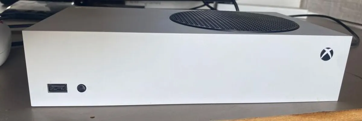 Xbox Series S - Image 2