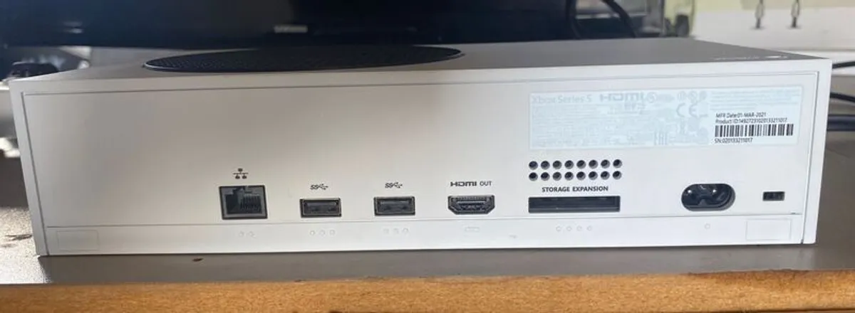 Xbox Series S - Image 3