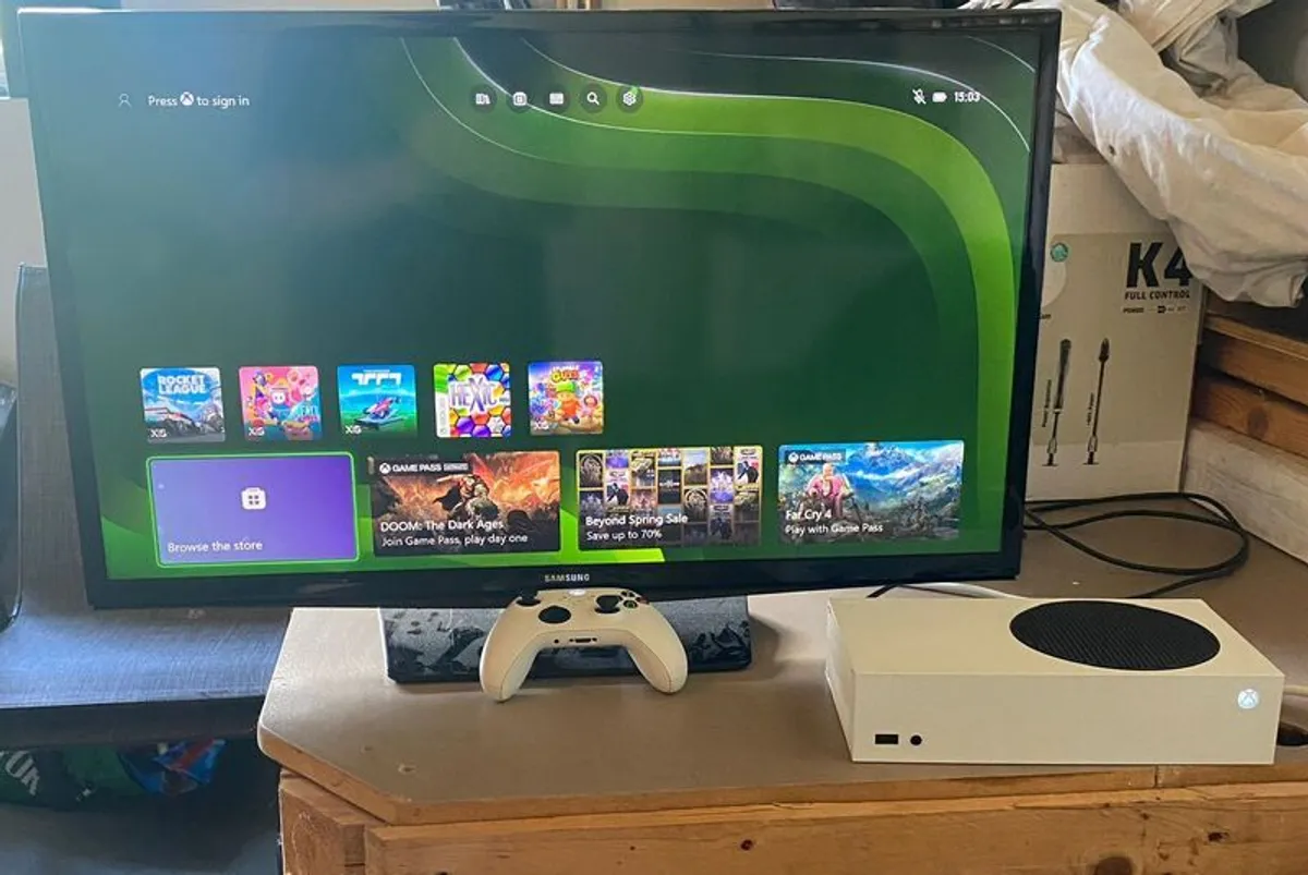 Xbox Series S - Image 4