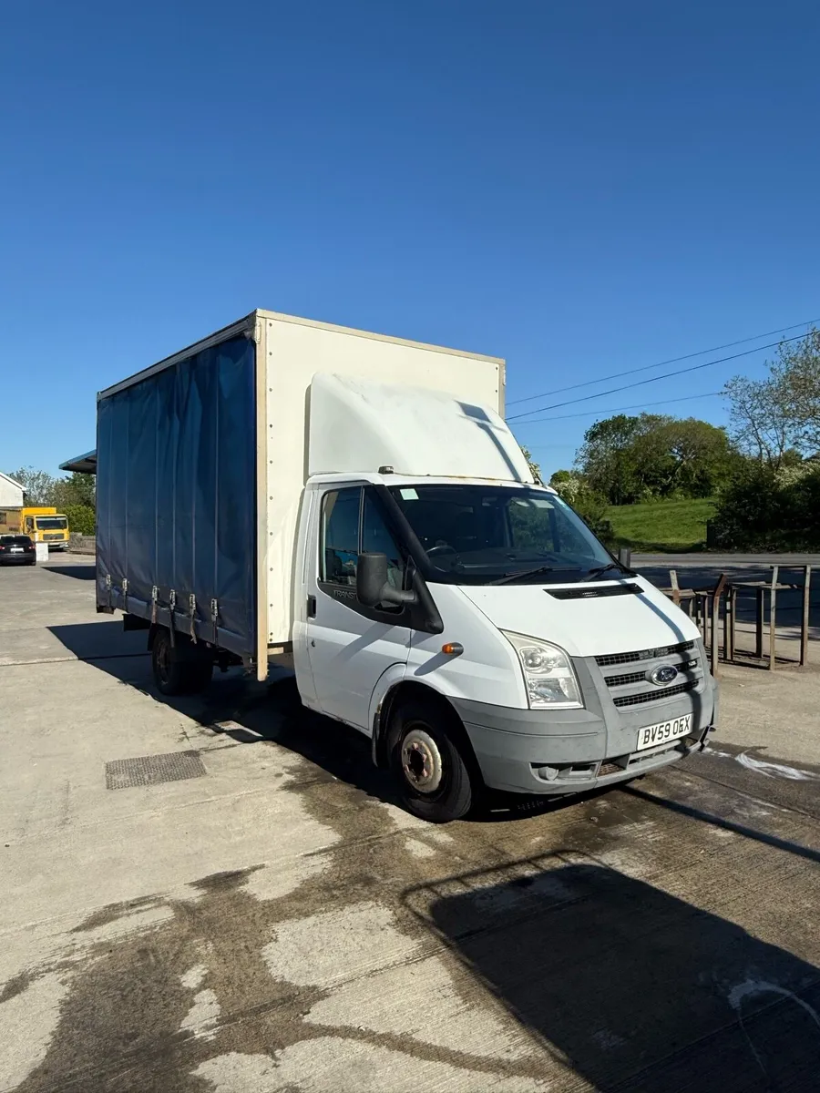Ford Transit Curtainsider - Image 1