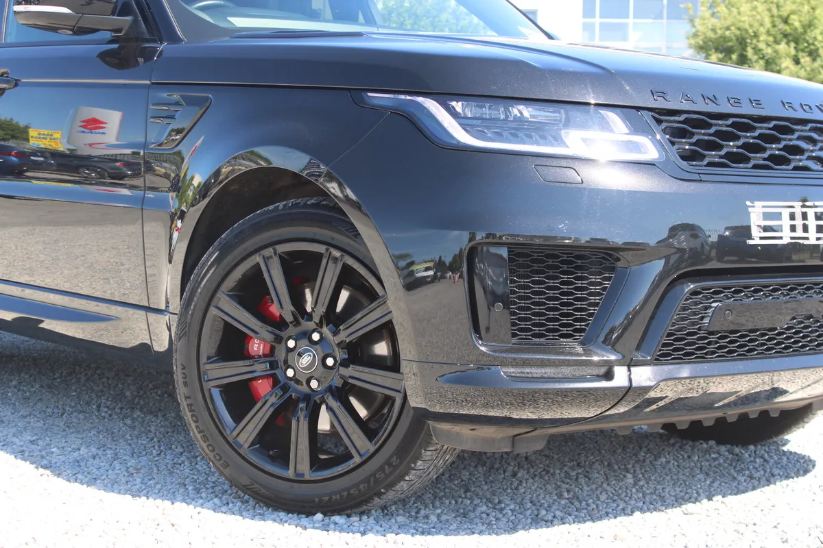 Range Rover Sport 2.0 HSE DYNAMIC BLACK P400E - Image 3