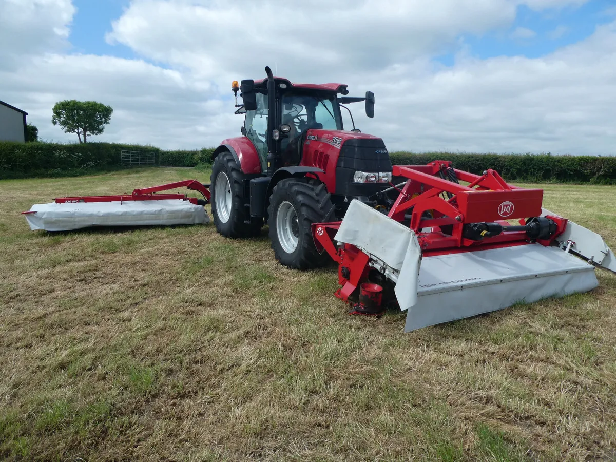 Lely 320 Front and Rear Mower Conditioners - Image 1