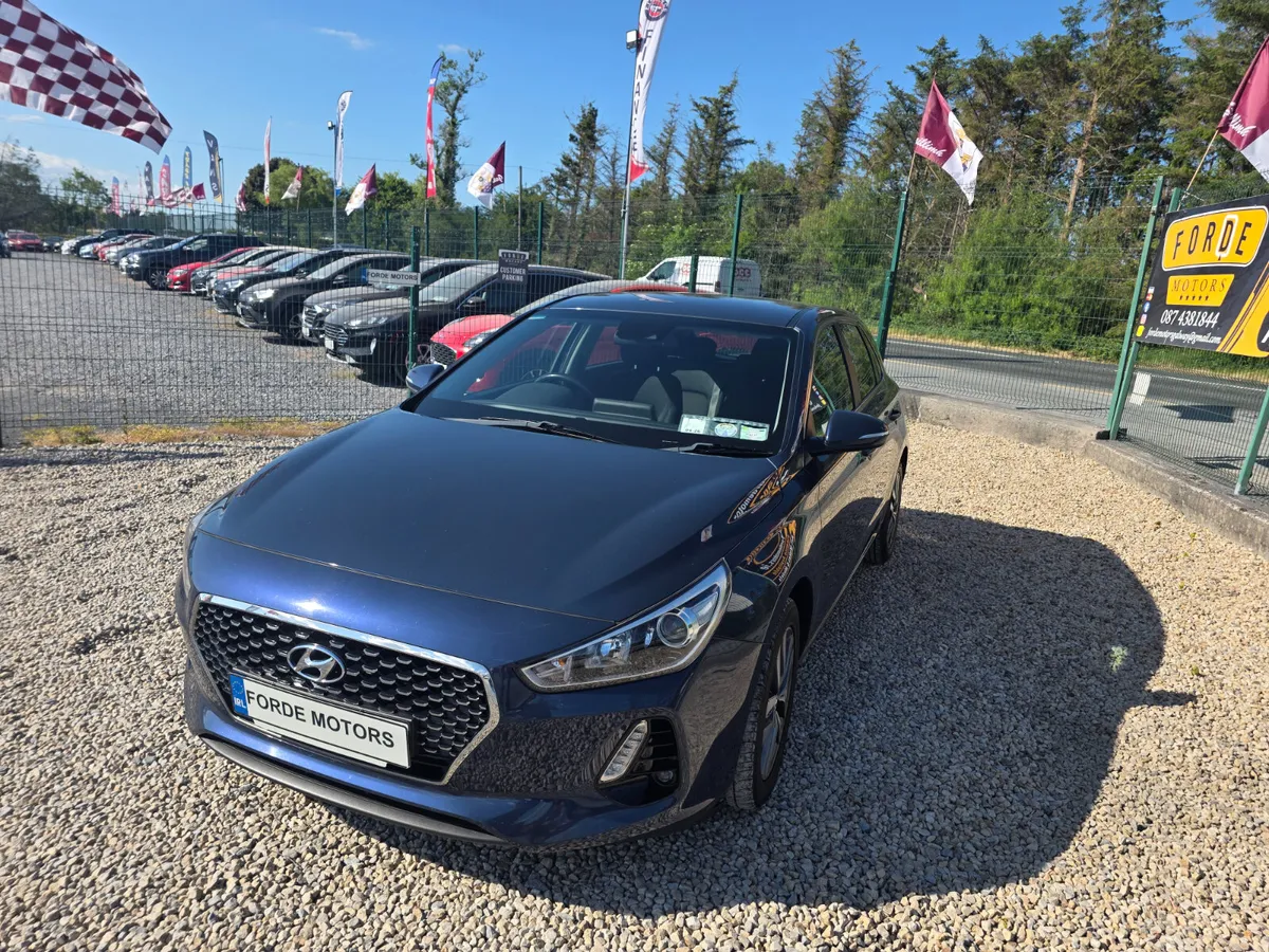 Hyundai i30 2017 - Image 2