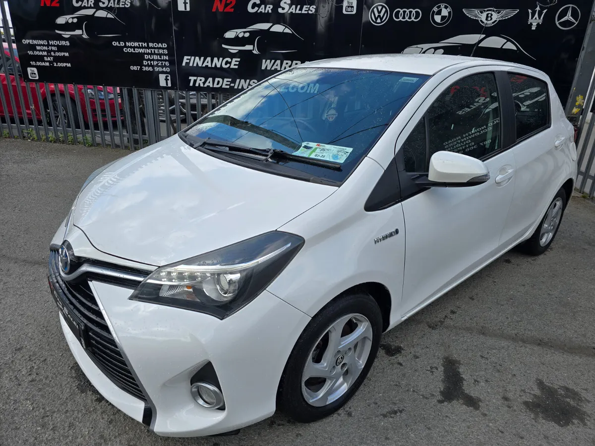 151 Toyota Yaris 1.5 Hybrid, LOW MILES, NEW NCT - Image 4
