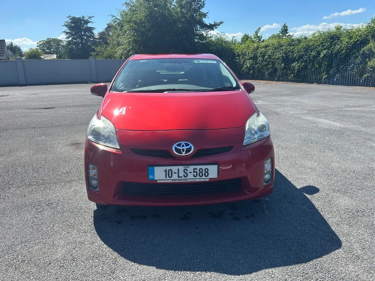 2010 toyota prius - Image 4