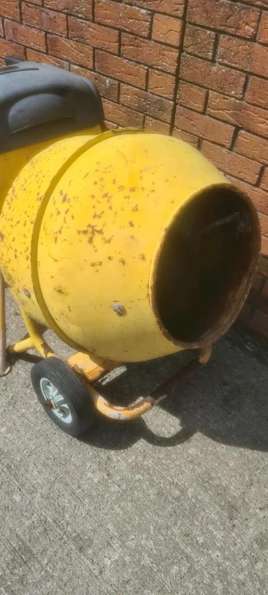 Petrol cement mixer - Image 3