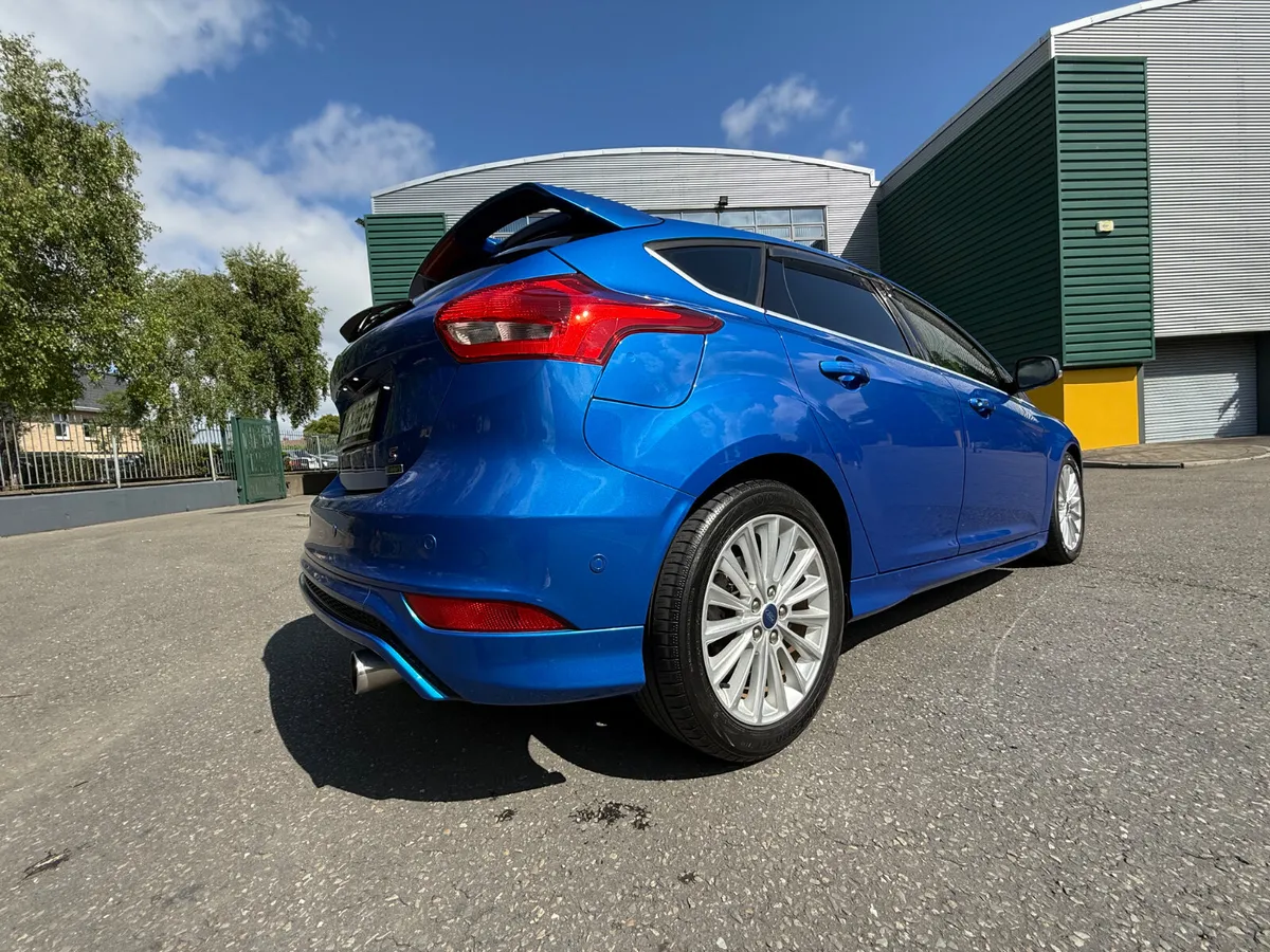 FORD Focus Zetec S 1.5 Auto ST Kit - Image 4