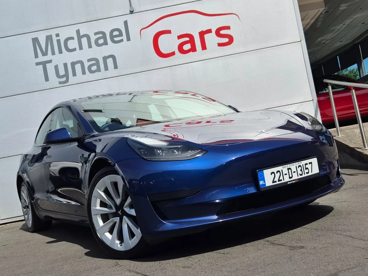 2022 Tesla Model 3 RWD, Panoramic Sunroof - Image 4
