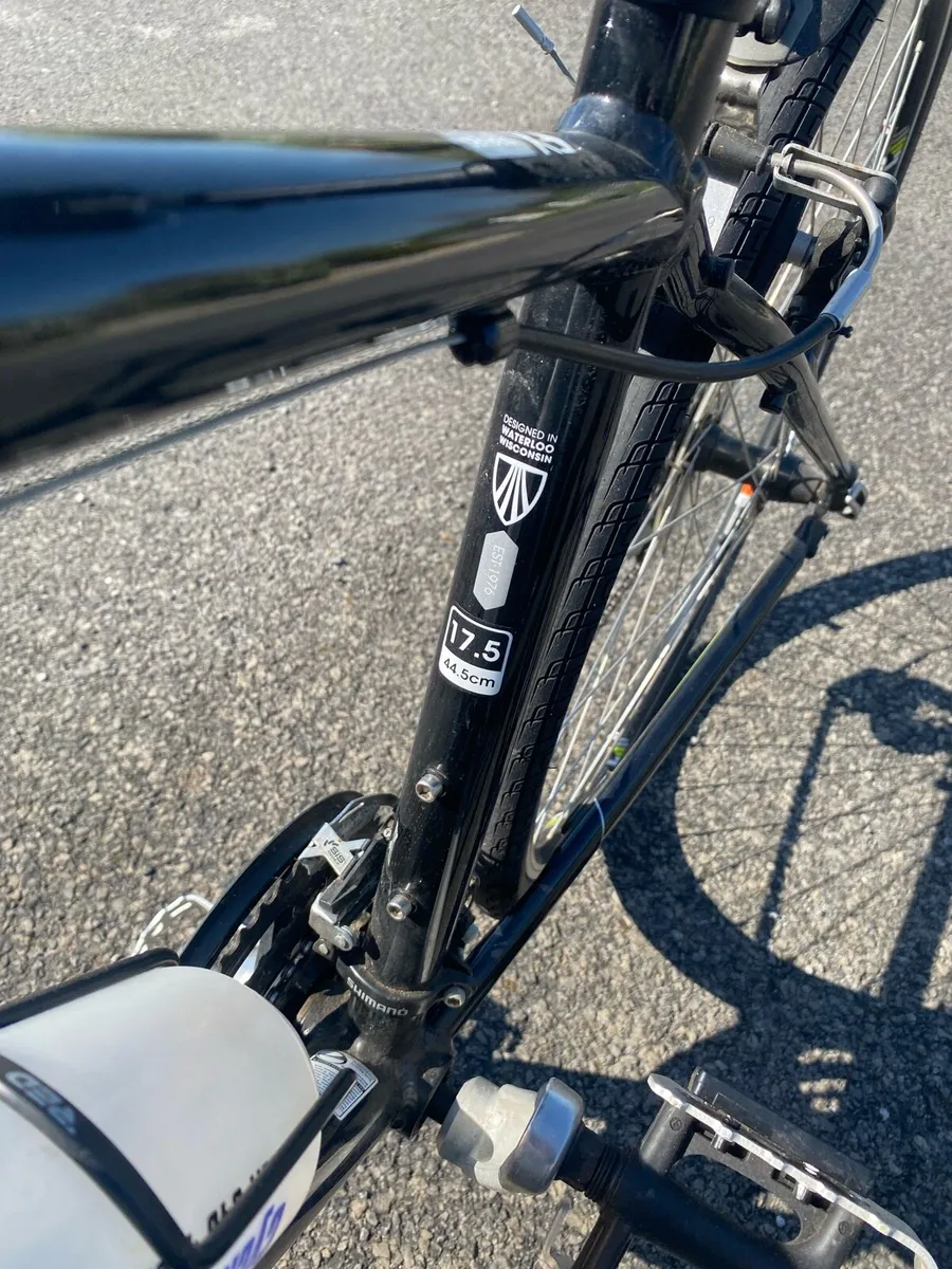 TREK Hybrid - Image 4