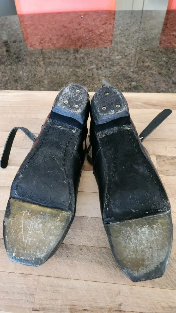 Irish Dancing Fays Heavy Shoes size 6 - Image 3