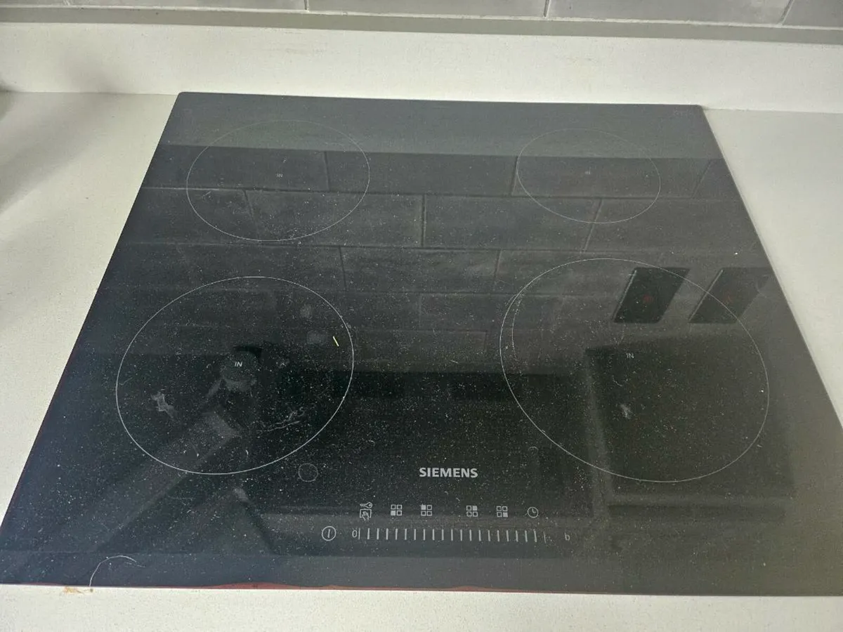Siemens OVENS HOB FRIDGE FREEZER DISHWASHER - Image 4