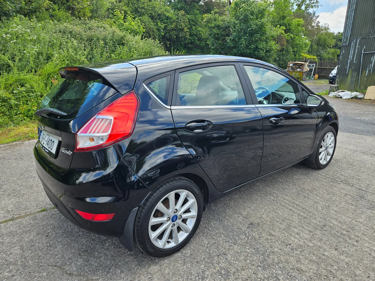 Ford Fiesta 2016 Titainium 1.2 cc - Image 4