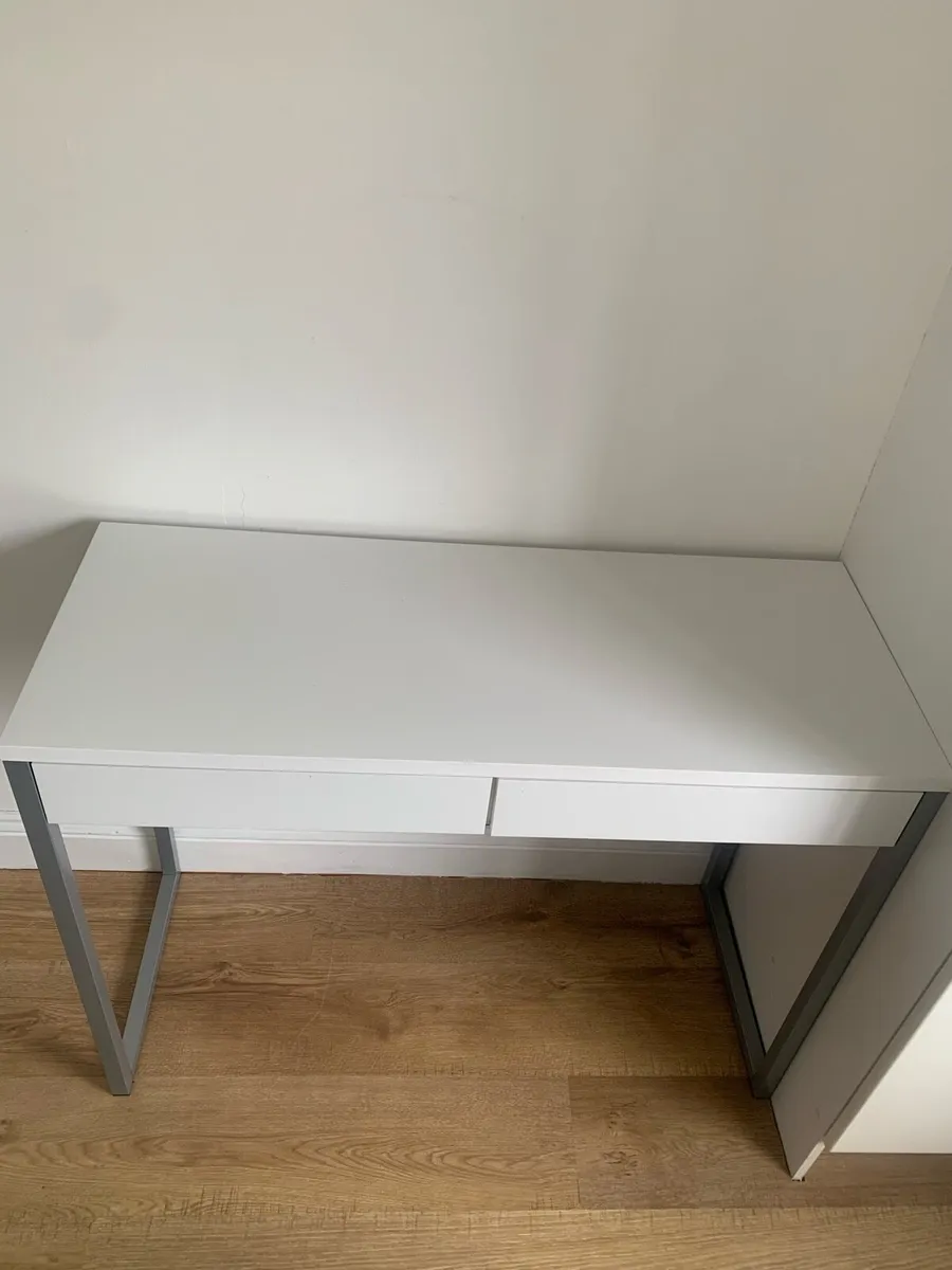 Desk - Image 1