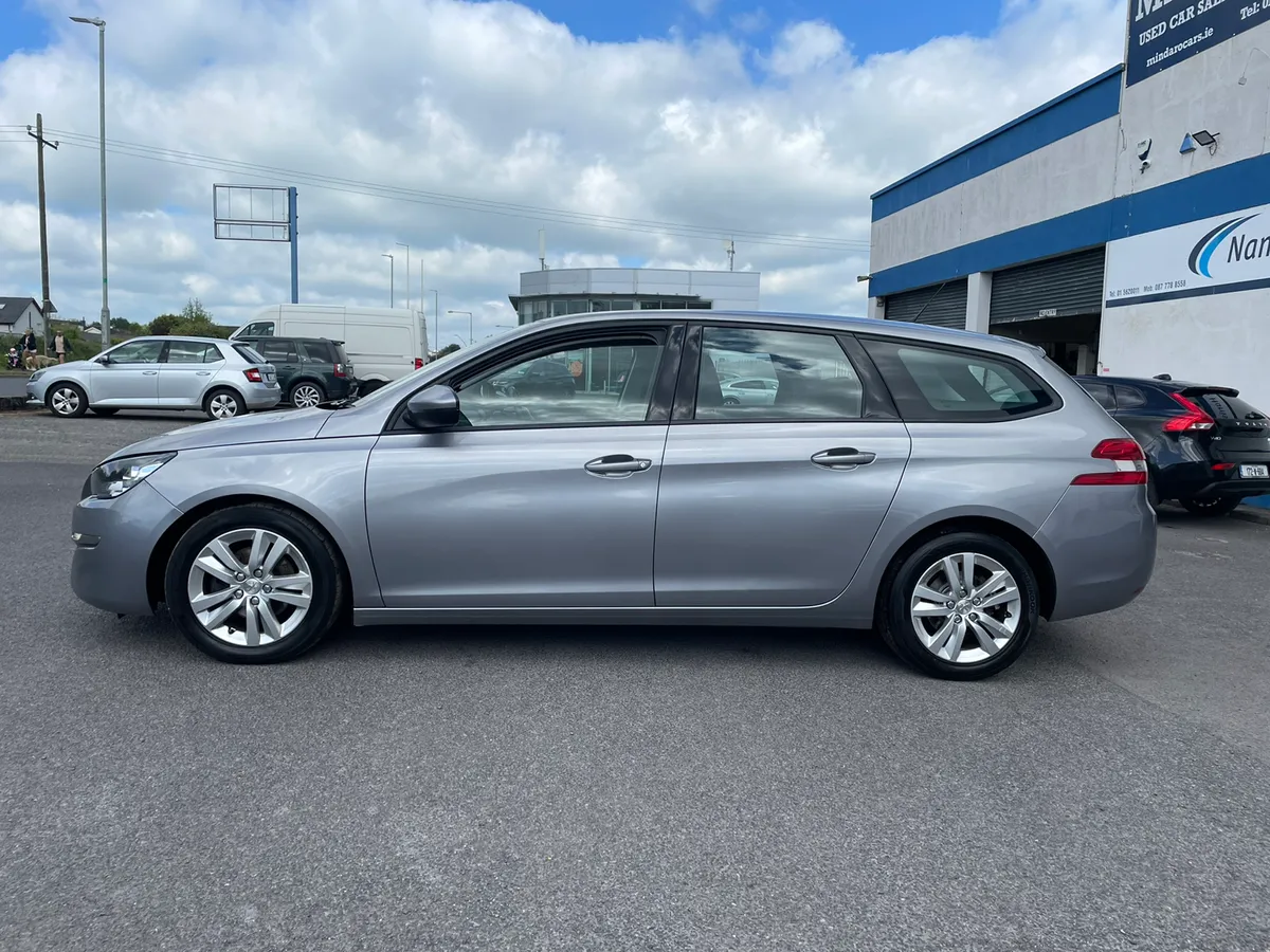 Peugeot 308 SW 1.6 HDi//ESTATE - Image 3