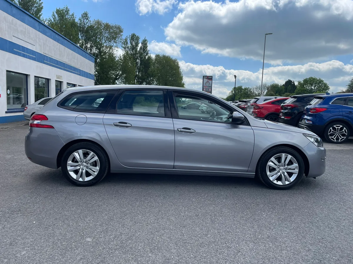 Peugeot 308 SW 1.6 HDi//ESTATE - Image 4