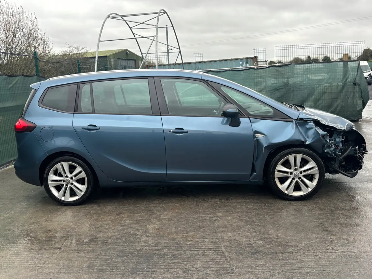 142 Opel Zafira 7 Seater - Image 4