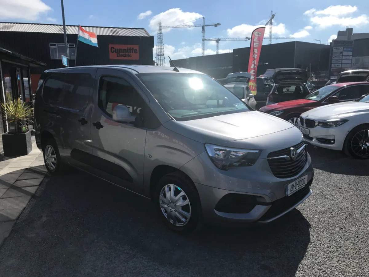 OPEL COMBO 3 SEATER VAN - Image 3