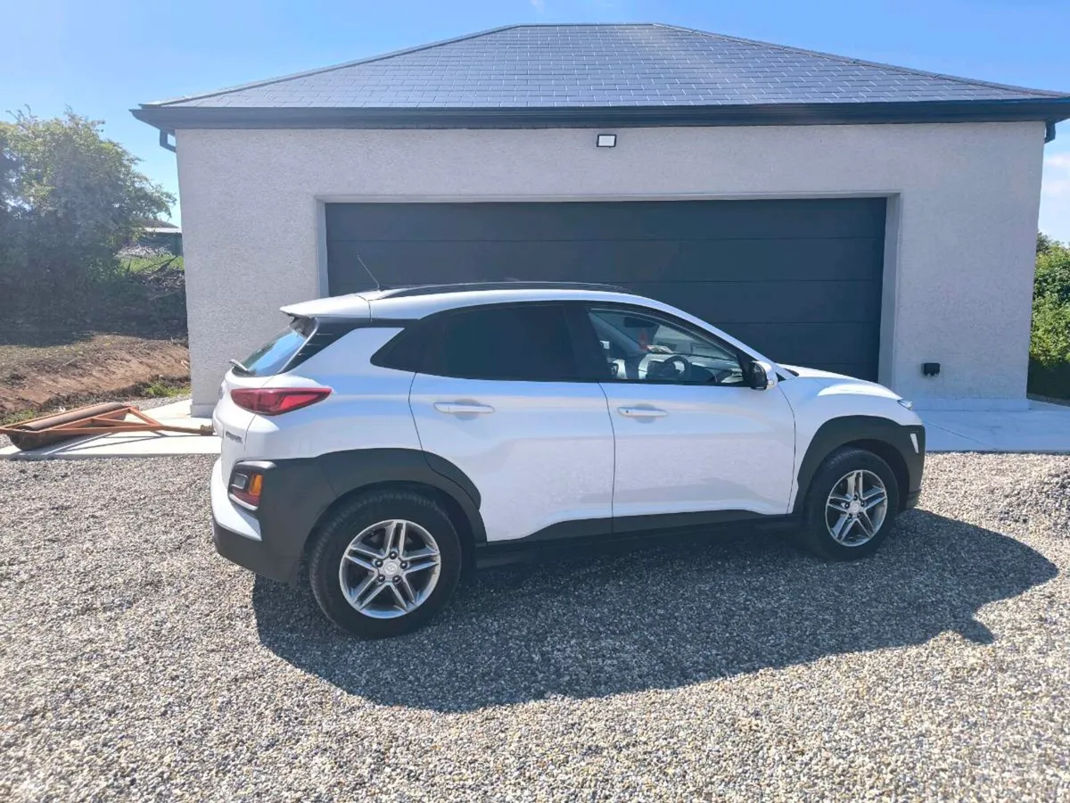 Hyundai KONA - Image 2