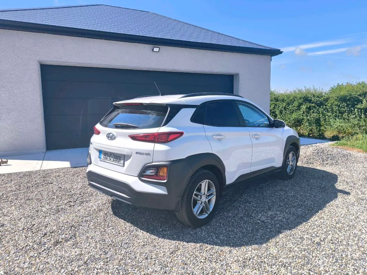 Hyundai KONA - Image 3