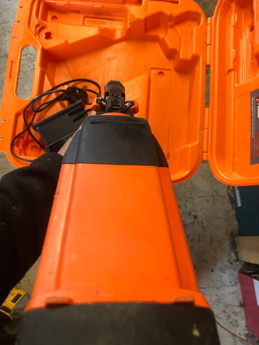 Paslode 350+ leithium - Image 4