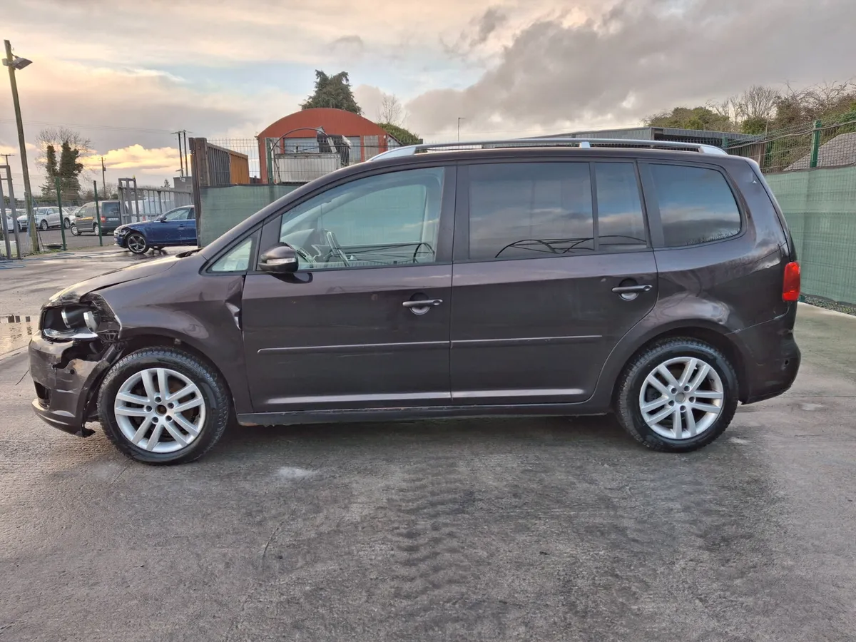 2013 VW Touran 7 Seater 1.6L TDI - Image 4