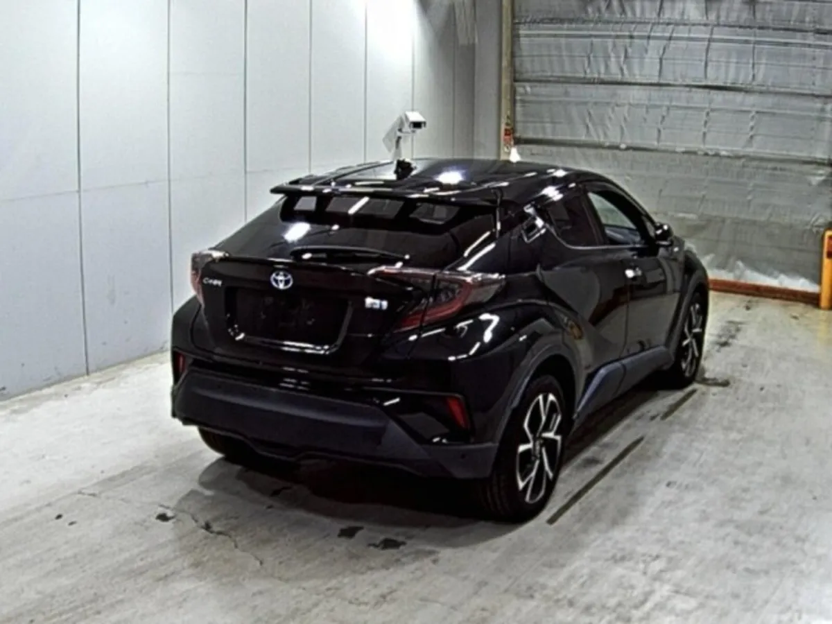 Toyota C-HR 1.8 Black 2018 - Image 2