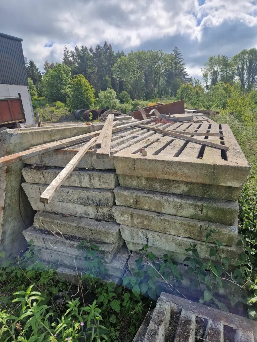 *on Hold* **Free** Old Unused Concrete Slats - Image 3