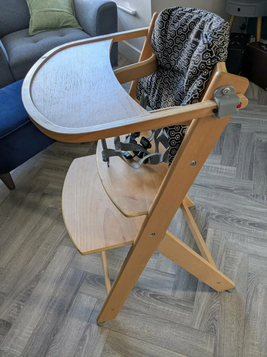 Wooden high chair - Image 3