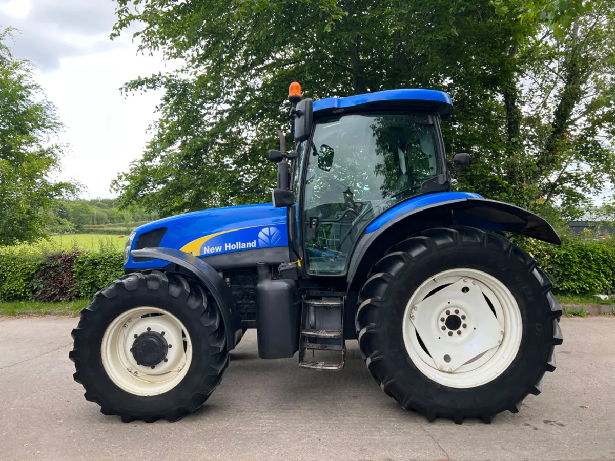 New Holland TS115A - Image 1