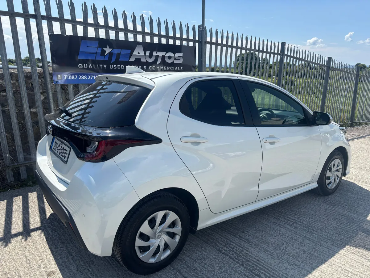 Toyota Yaris Luna Automatic 2020 - Image 4