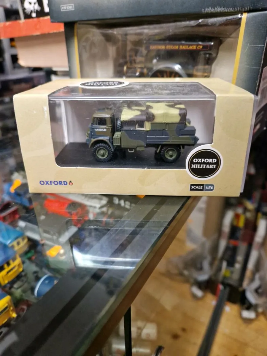 Corgi Oxford British WW2 Truck 1.76 - Image 1