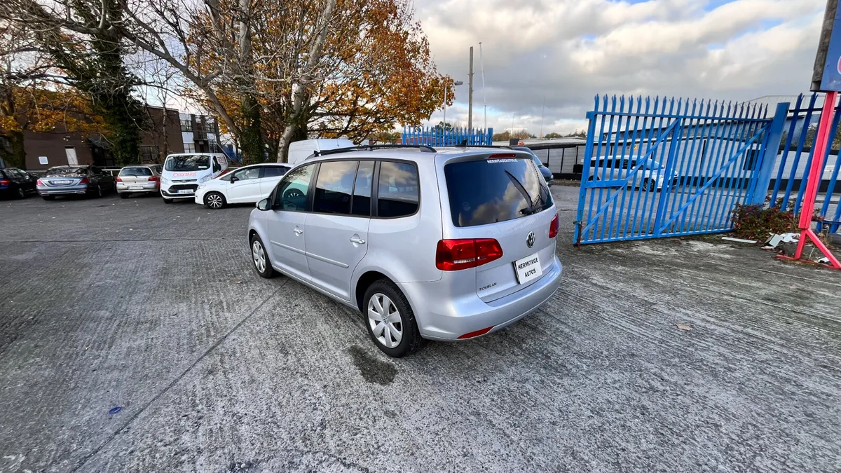VW Touran 1.4 TSI Automatic7 Seats 2013 - Image 4