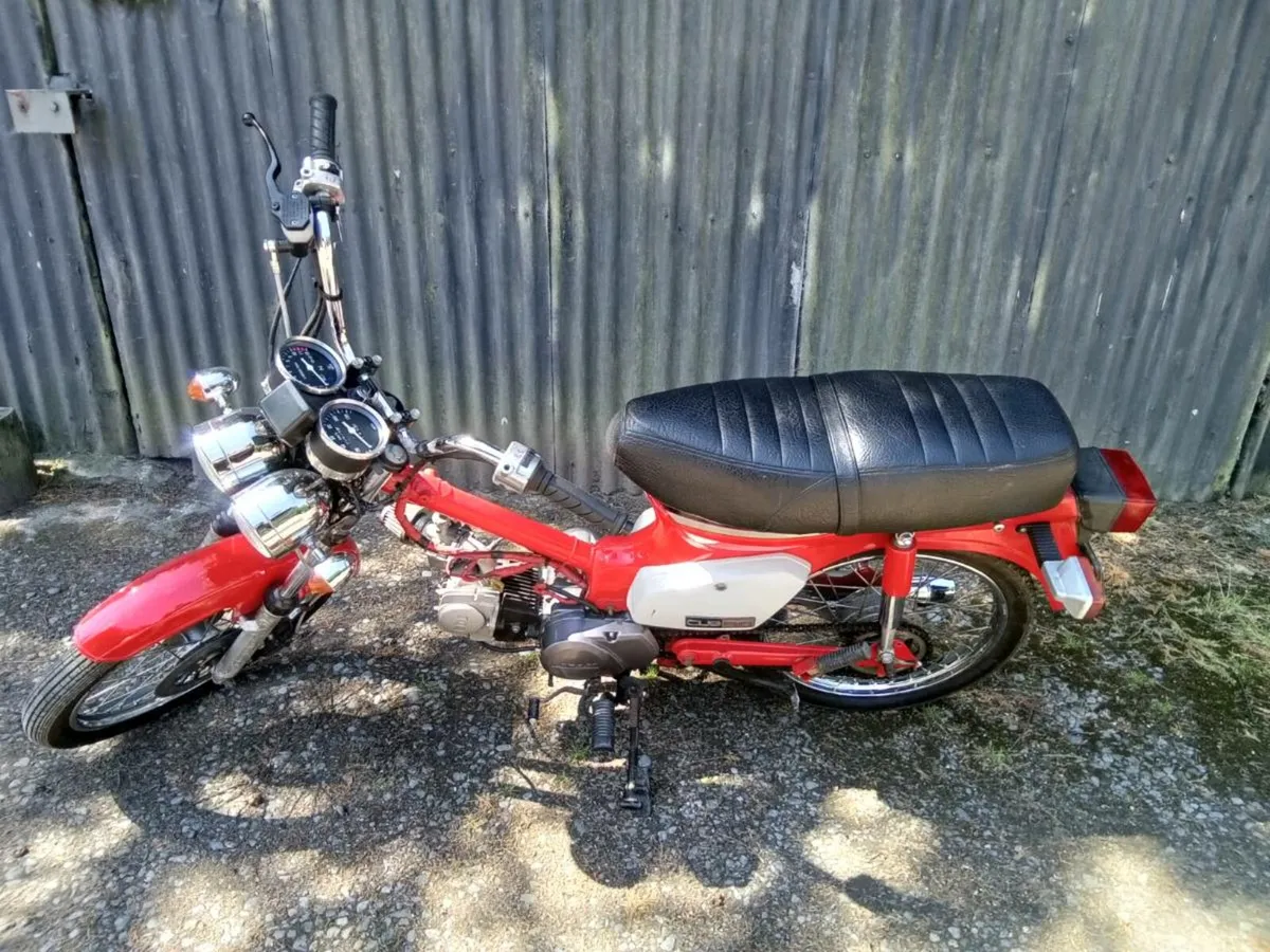 Honda Custom Cub - Image 2