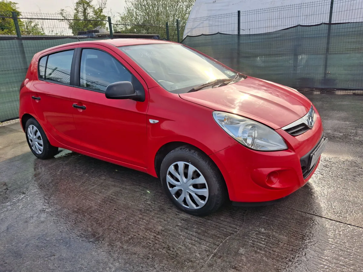 2010 Hyundai i20 Drive Home - Image 2