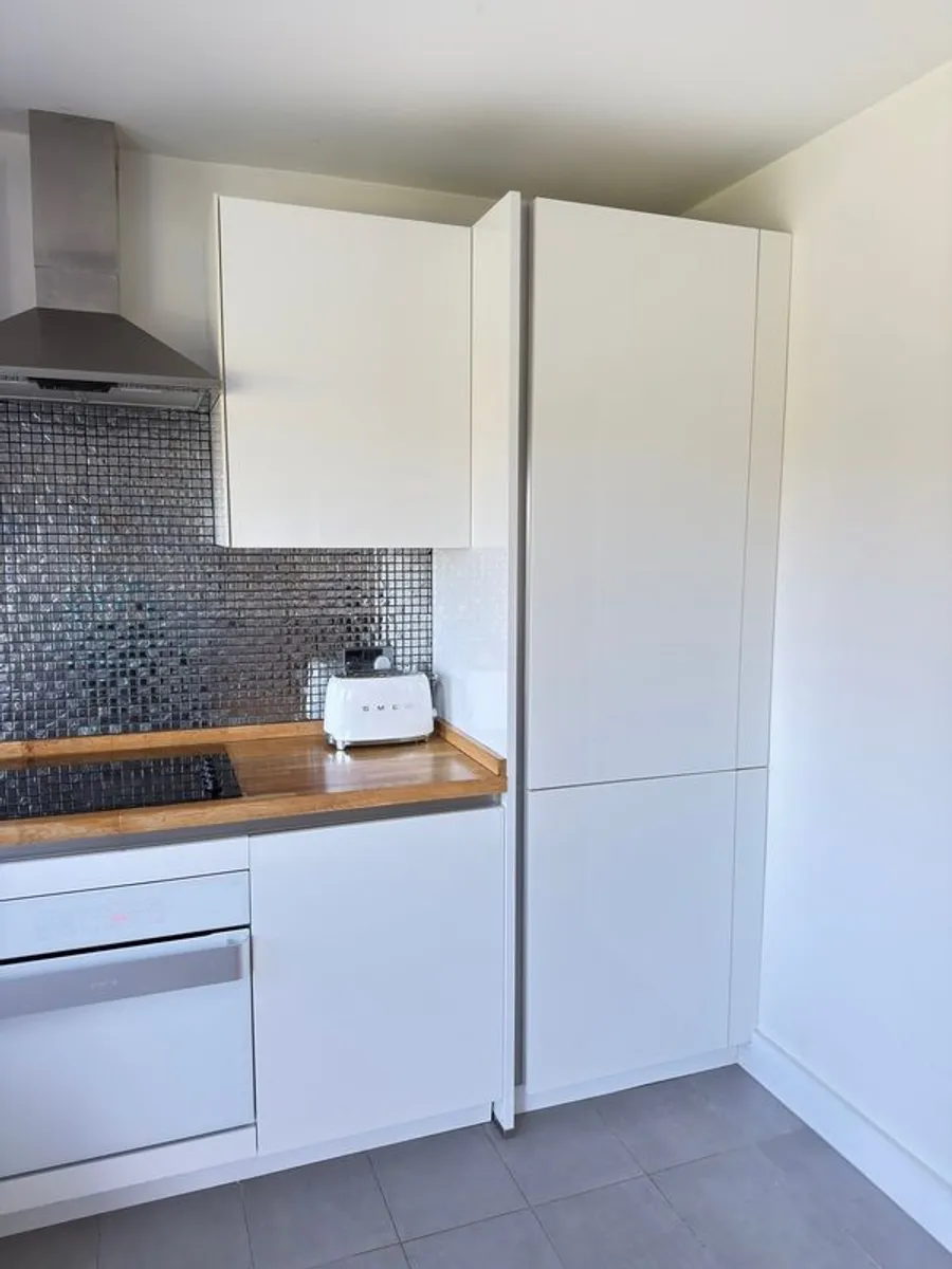 Kitchen - Image 2