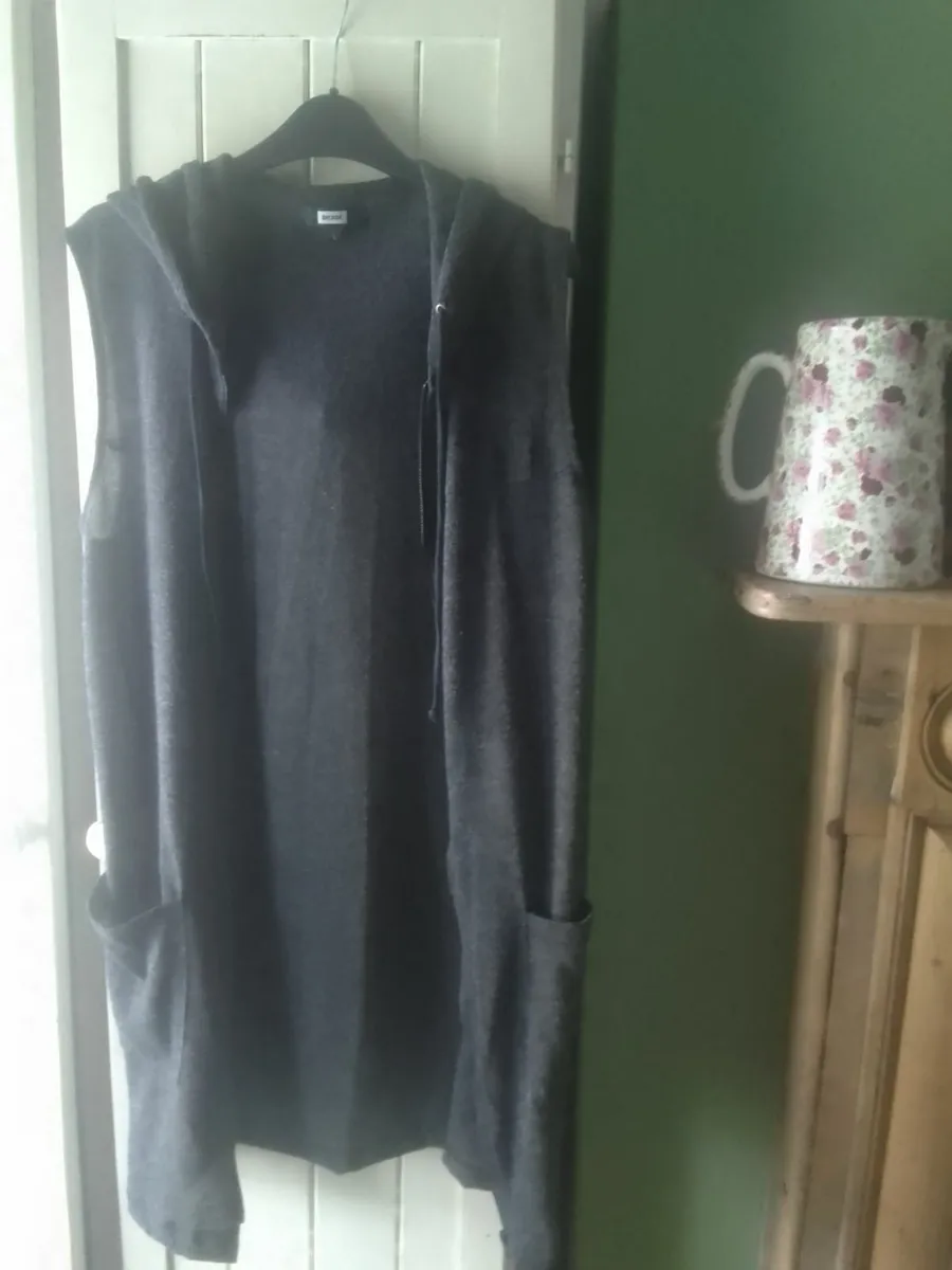 BIC BOC GREY LONG FINE KNIT HOODED CARDIGAN 14 - Image 1