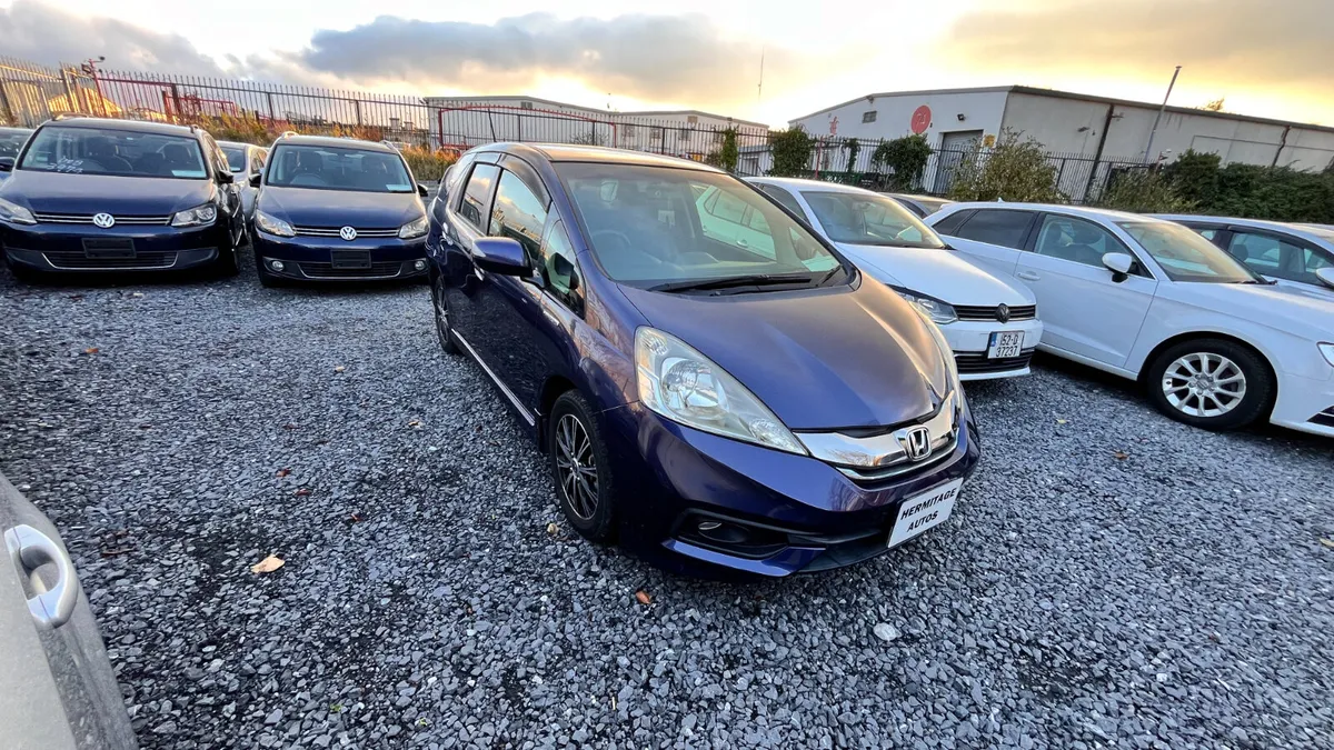 Honda Shuttle 1.5 Hybrid 2014 - Image 3