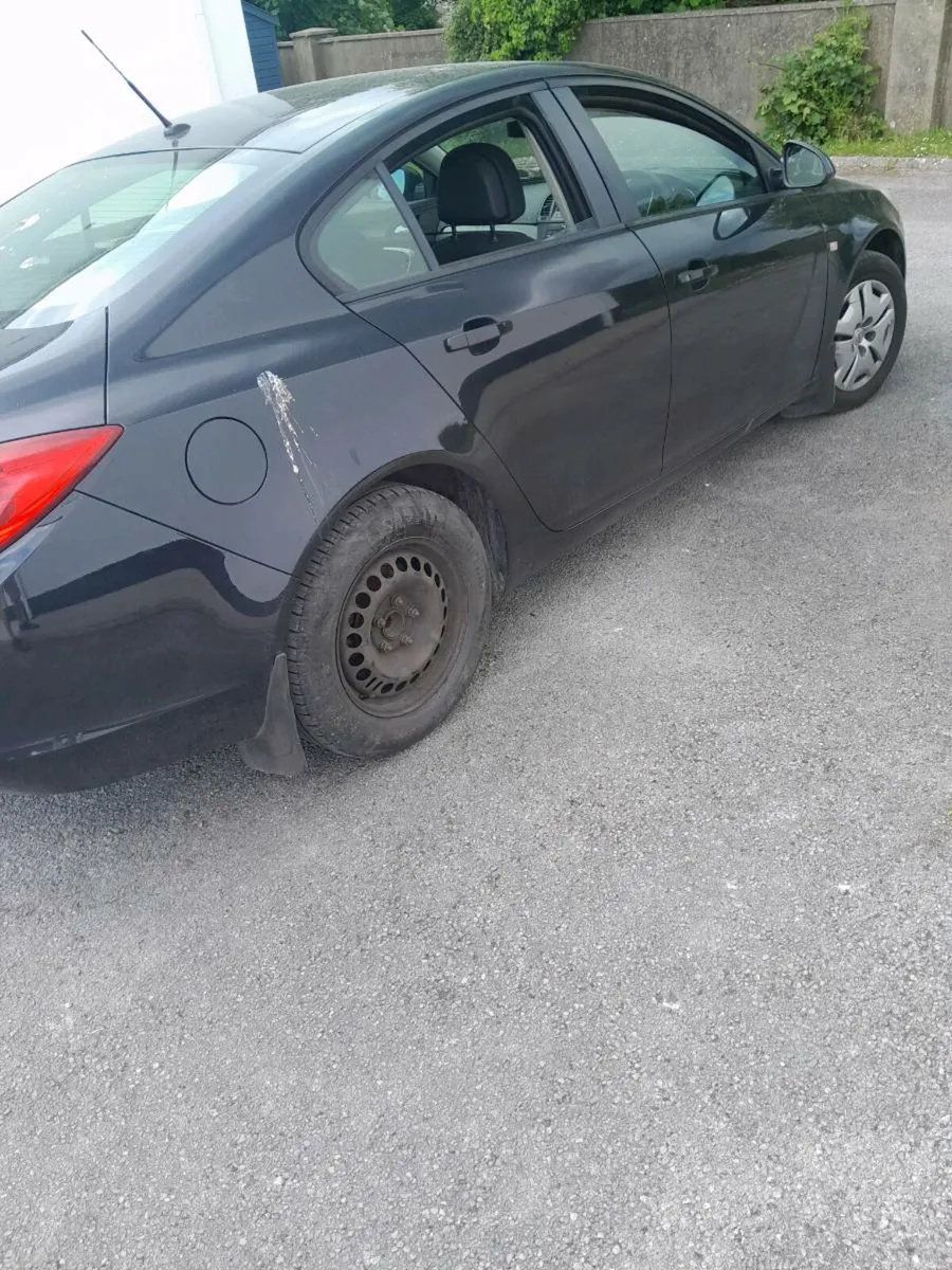 Car - Image 4