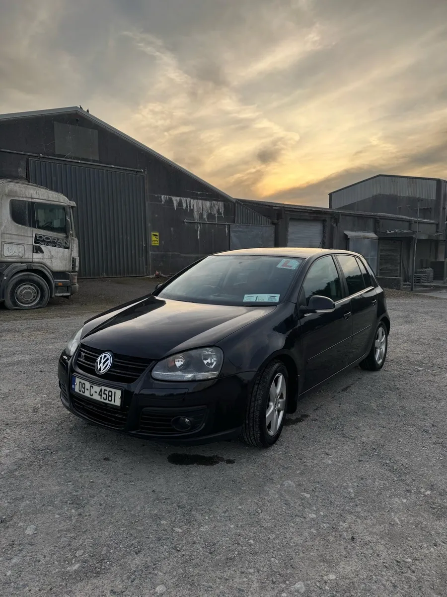 Volkswagen Golf GT Sport 1.4 - Image 1