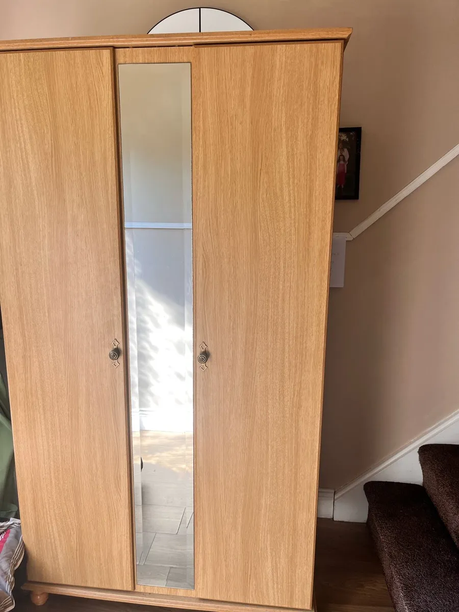 Wardrobe - Image 2