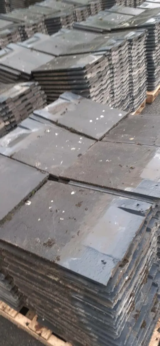 Bangor slates chimney pots granite roof ridge tile - Image 3