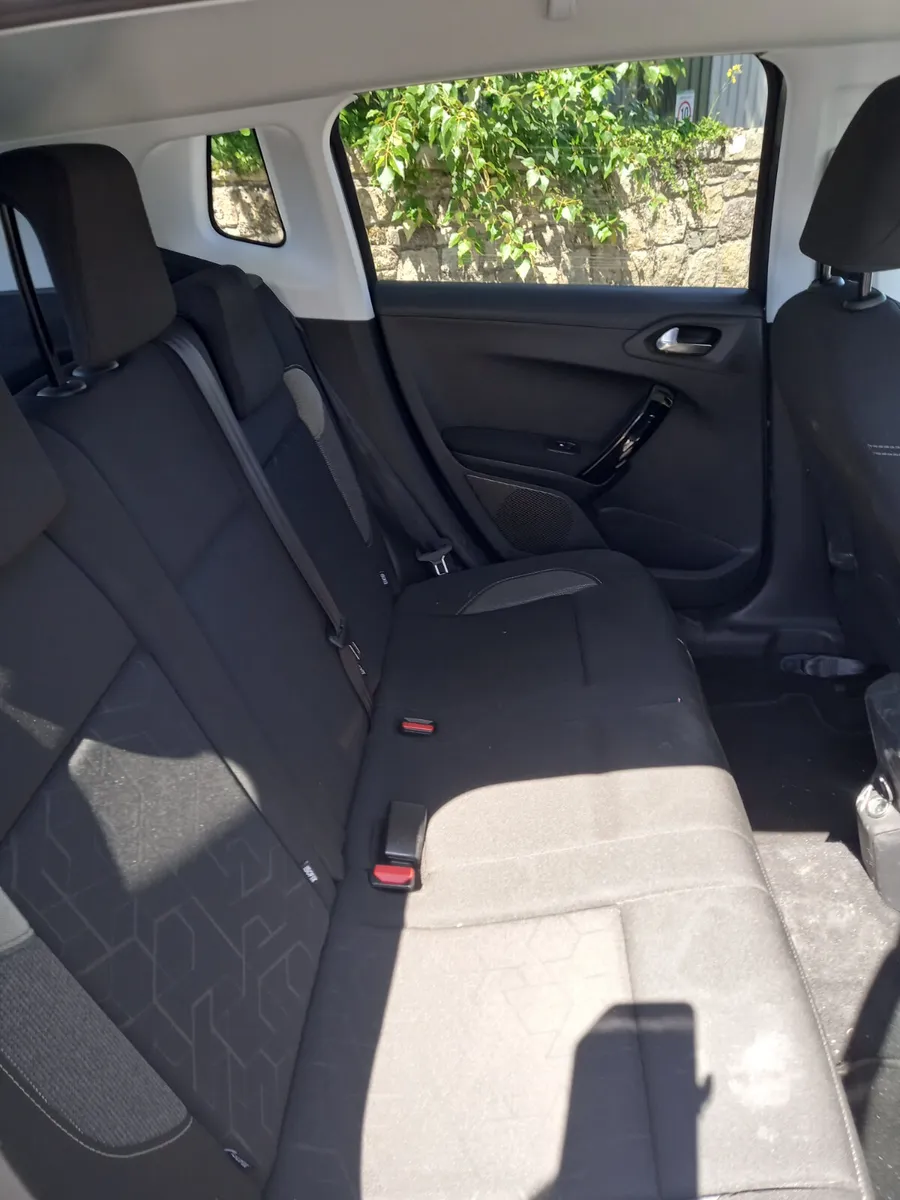 2019 Peugeot 2008 1.2 Petrol - Image 2