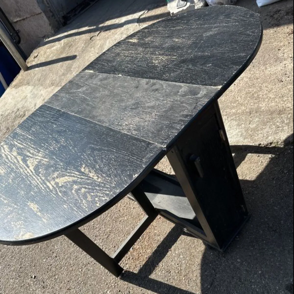 Table - Image 2