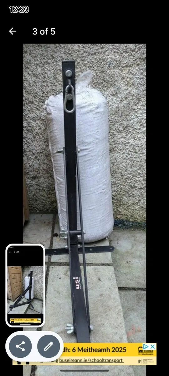 Boxing punchbag and hanging stand - Image 3